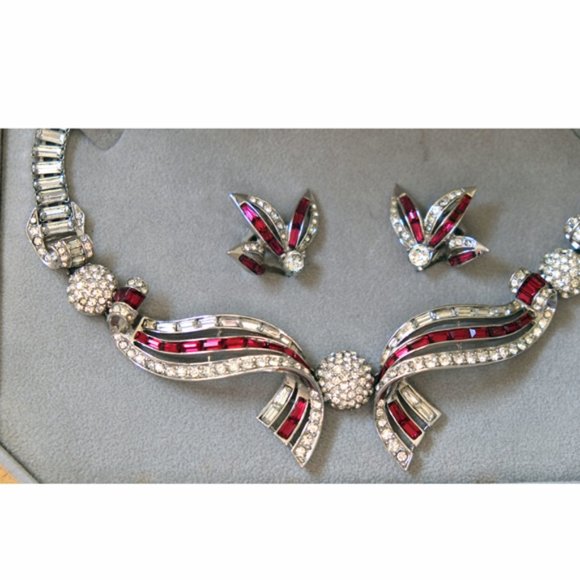 BOUCHER diamante and red rhinestone necklace and earrings - Picture 2 of 8